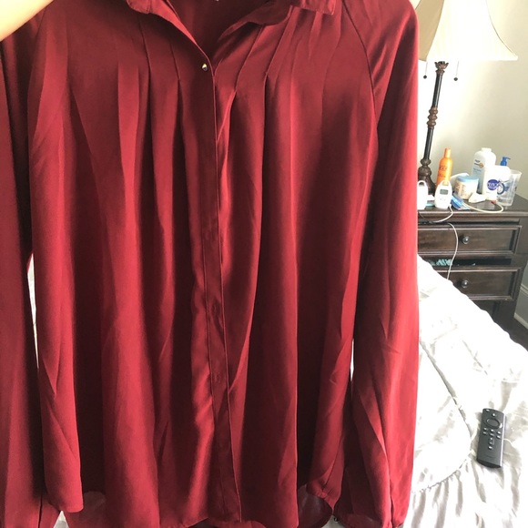 Loose fit button down - Picture 5 of 9